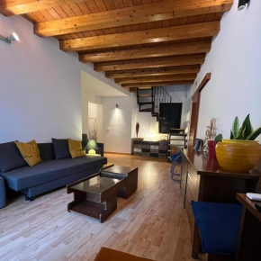 Отель Fikus APT relax Castello Ursino, Катания